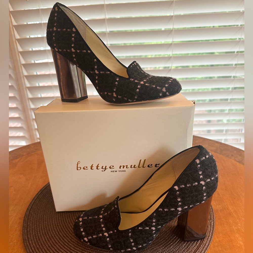 Bettye Muller Black and Pink Checkered Pumps